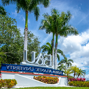 FAU Sign in front of campus